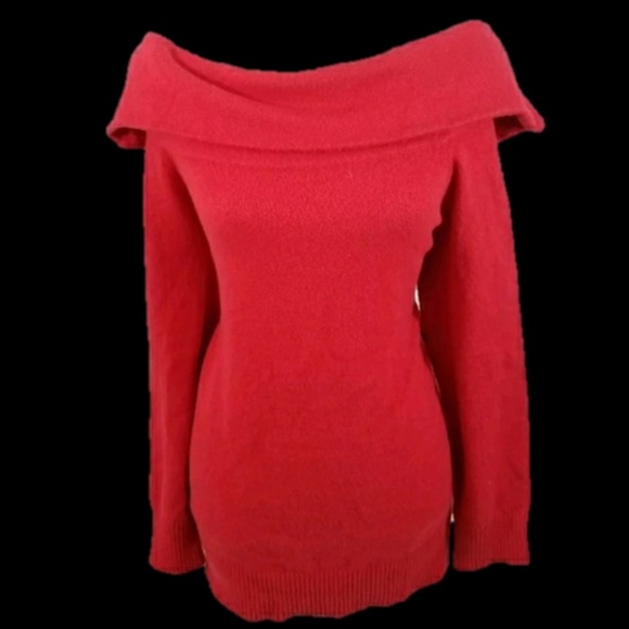 Vince Camuto Sweaters - Vince Camuto Red Fire Glow Off-Shoulder Sweater 2X